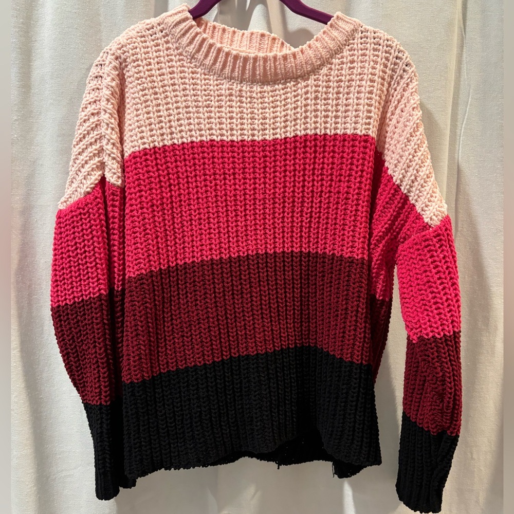 Jun & Ivy Francesca’s Color Block Sweater Large
